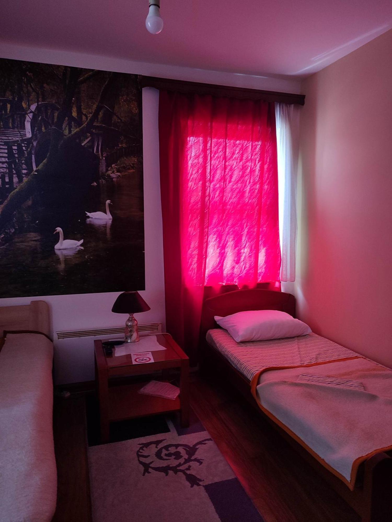 Pansion Kamin Panzió Lukavica Kültér fotó