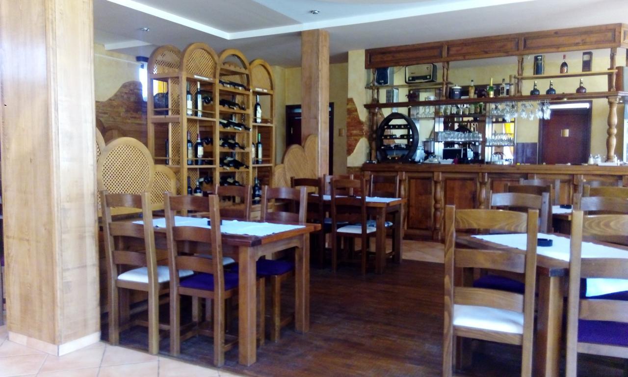 Pansion Kamin Panzió Lukavica Kültér fotó